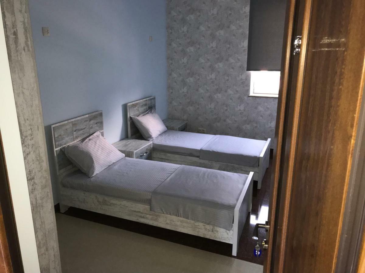 Liko Hostel Єреван Екстер'єр фото