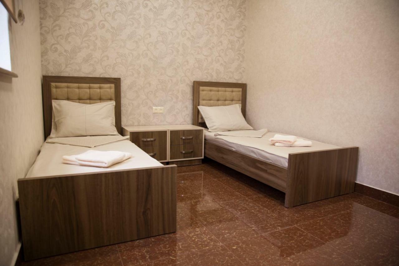 Liko Hostel Єреван Екстер'єр фото